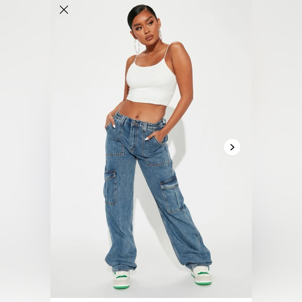 NWT women fashion nova cargo jeans size 7